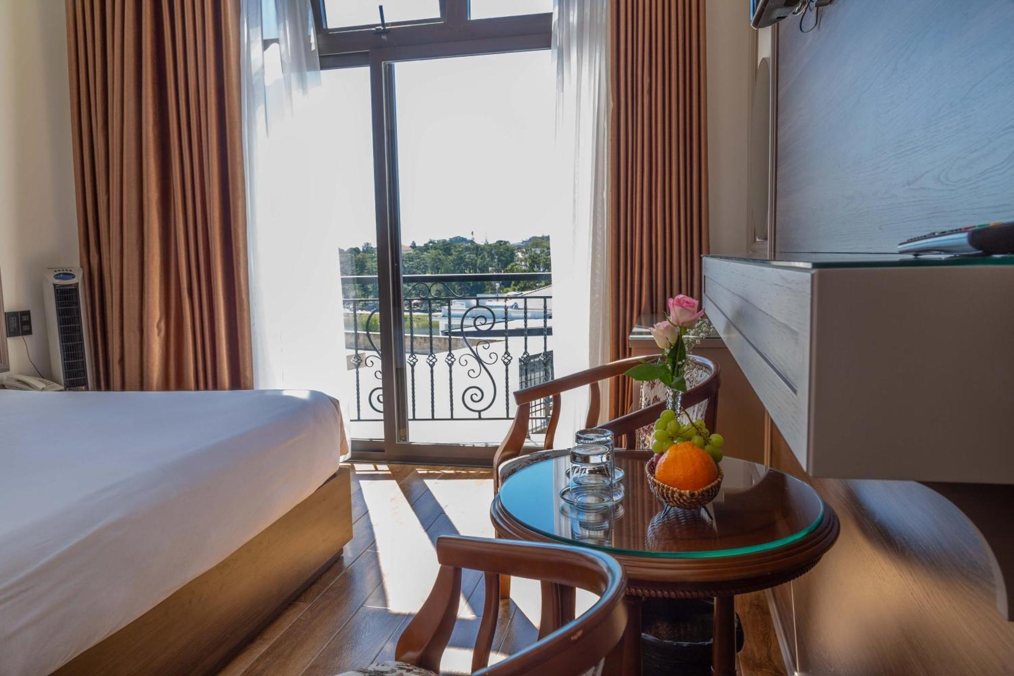 Win Hotel Đà Lạt Extérieur photo
